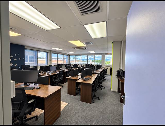 331M² OFFICE TO LET IN TYGER VALLEY